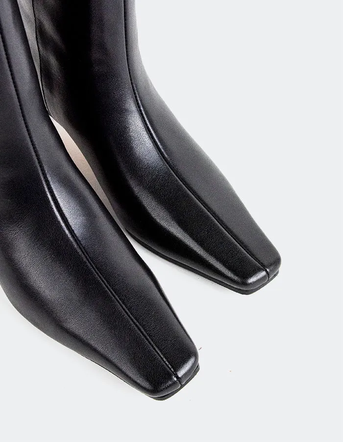 Primella Black Leather