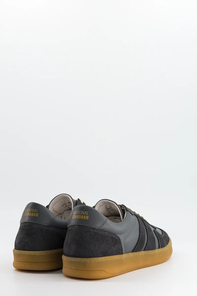 EDITION 33 Dark Grey
