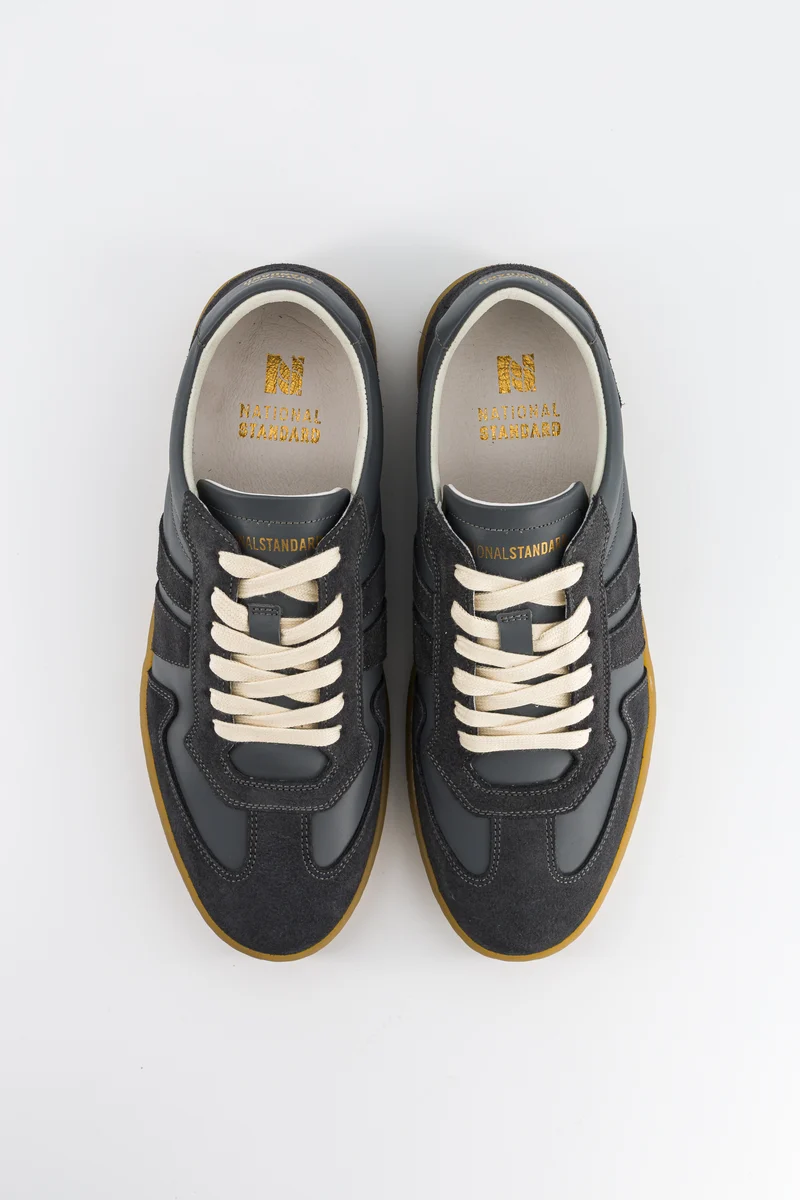 EDITION 33 Dark Grey