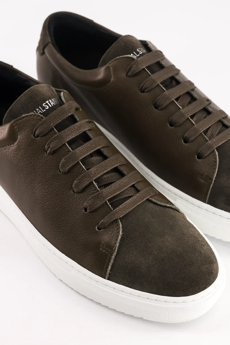 EDITION 3 Kaki Suede