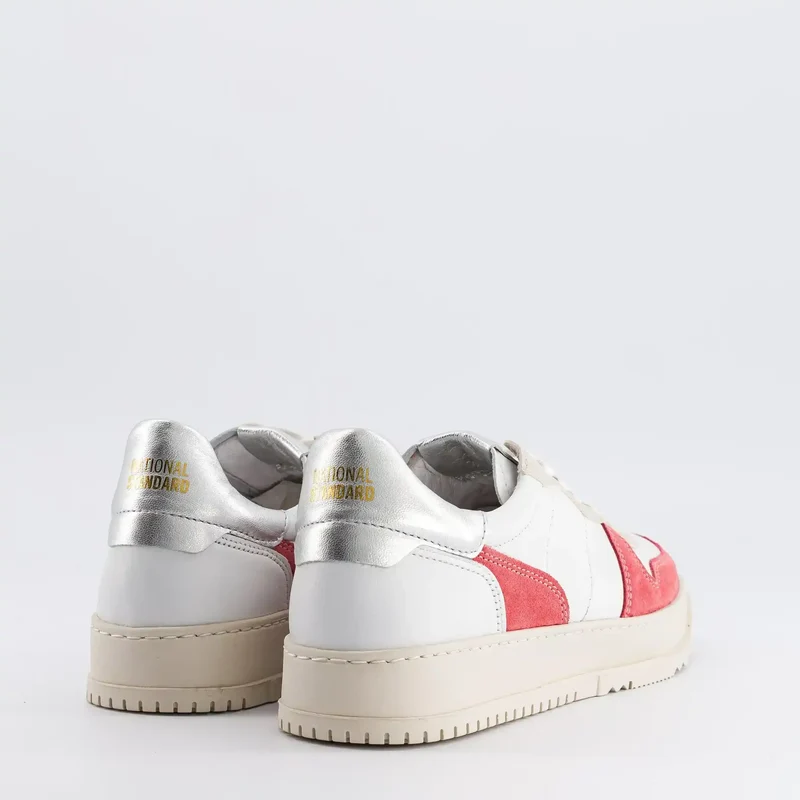 EDITION 8 White Pink.