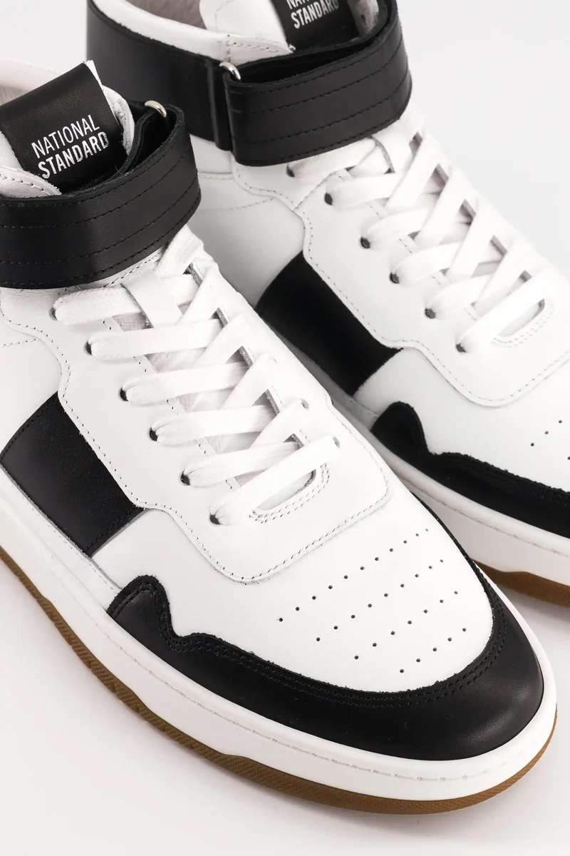 EDITION 5VE White Black