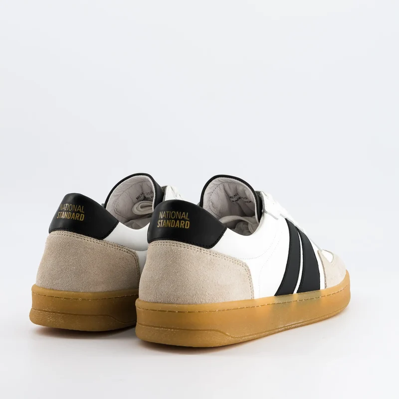 EDITION 33 White Black