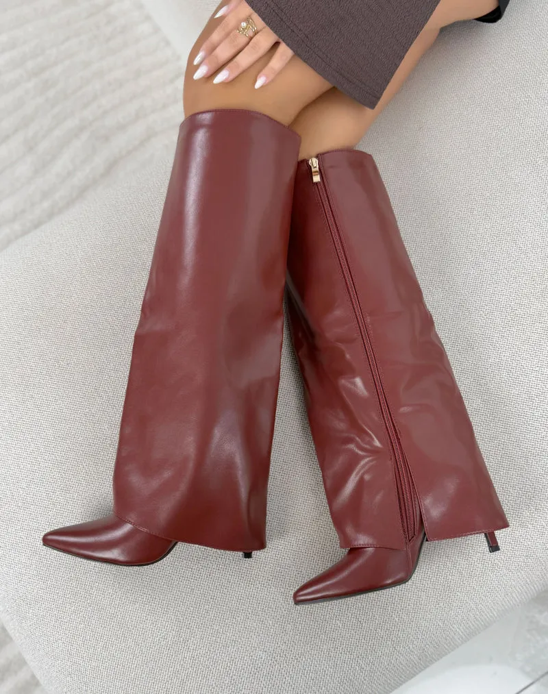 Bottes rouge bordeaux à revers avec bout pointu et talons aiguilles raffinés