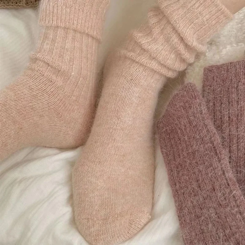 Chaussettes Laine Femme – Douces & Élégantes