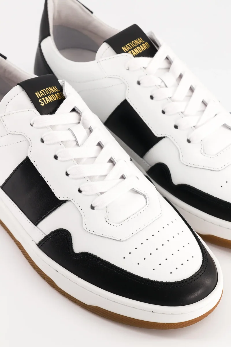 EDITION 6 Mix White Black