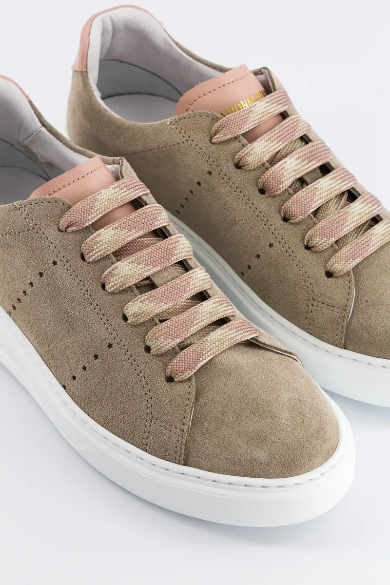 EDITION 9 Sand Suede.