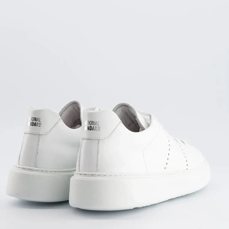 EDITION 9 White Monochrome