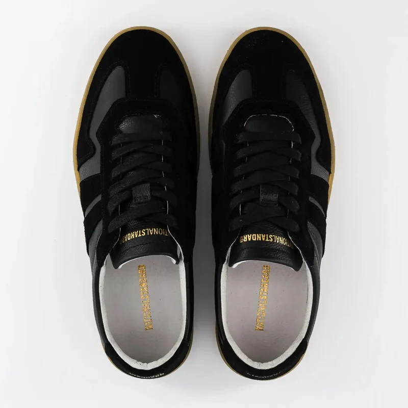EDITION 33 Black