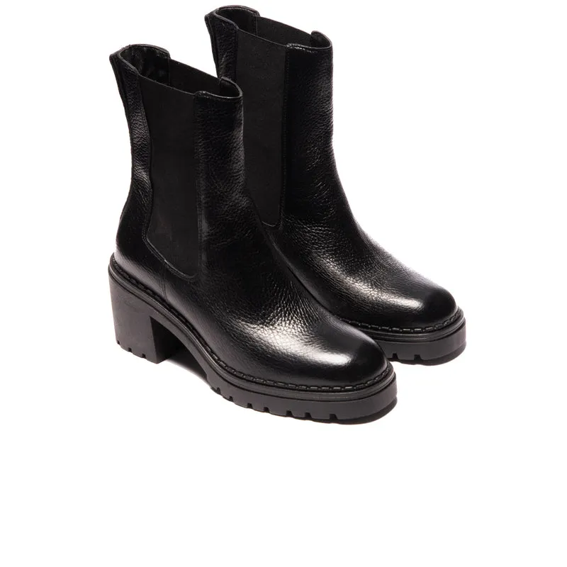 Venosa Black Leather