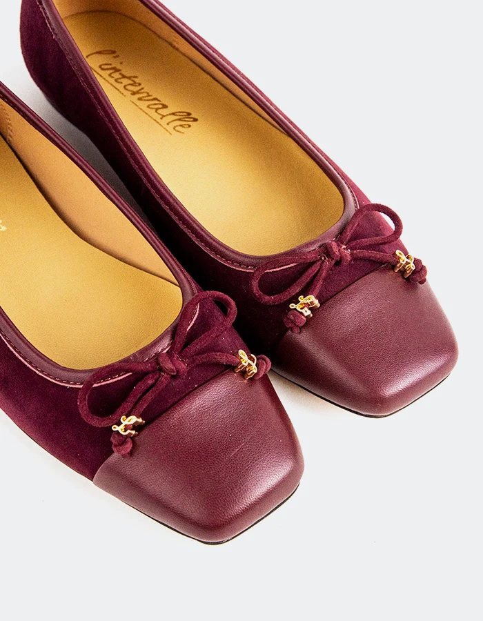 Suki Burgundy Suede