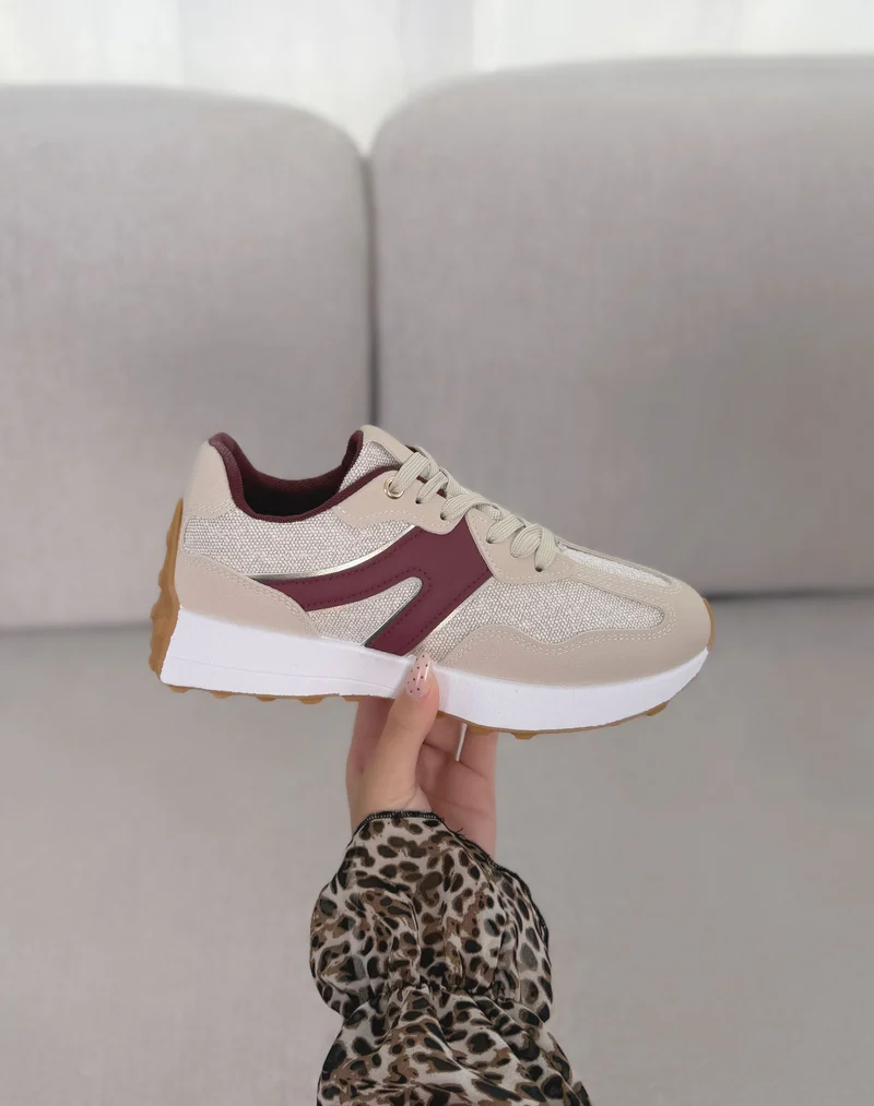 Baskets femme beige tendance à bandes bordeaux et plateforme épaisse blanche