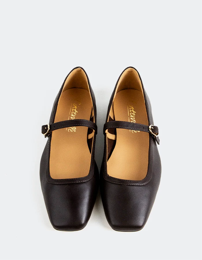 Auguste Chocolate Leather