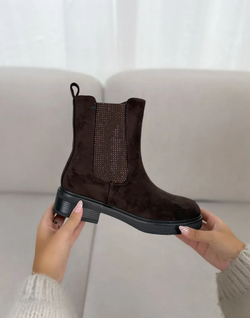 Bottines femme marron tendance en suédine style Chelsea avec élastique à strass