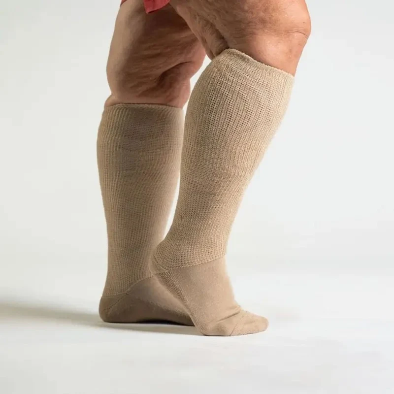 Chaussettes de compression spécial mollet large