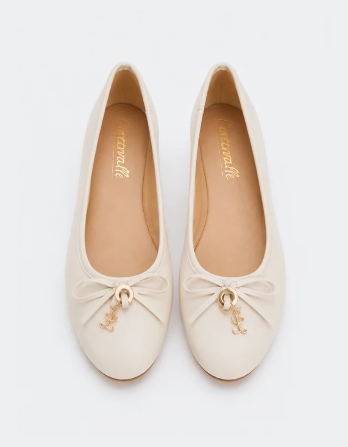 Maira Off White Leather