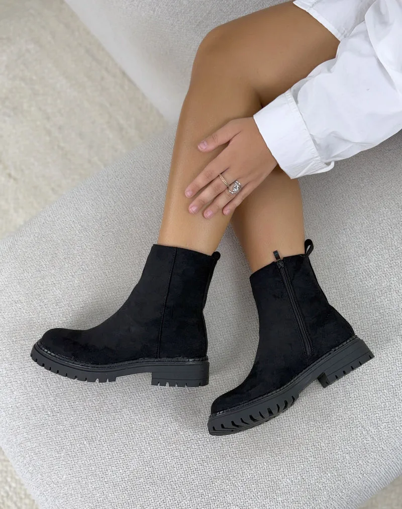Bottines femme noires tendance en suédine à semelle crantée et bout rond