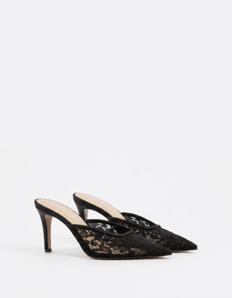 Virelle Black Lace