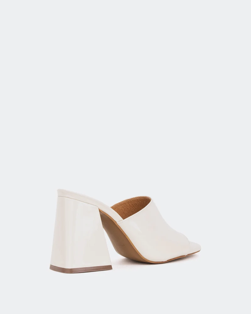 Herrera Off White Patent/Ver.Blanc Cassé