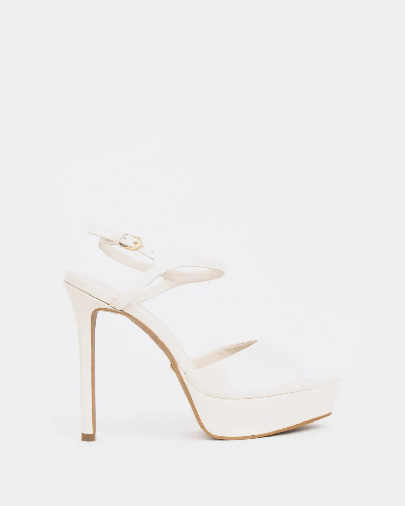 St. Kitts, Off White Naplack/Nap.Blanc Cassé