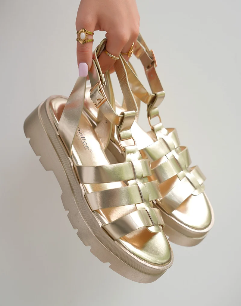 Sandales Dorées à Lanières et Semelle Crantée - Allure Moderne et Confort Tendance