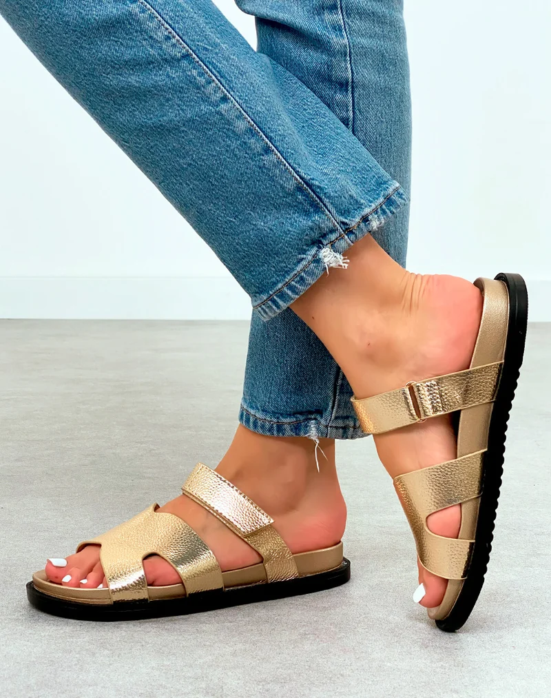 Mules Dorées Grainées avec Bride Scratch – Glamour Confortable au Quotidien