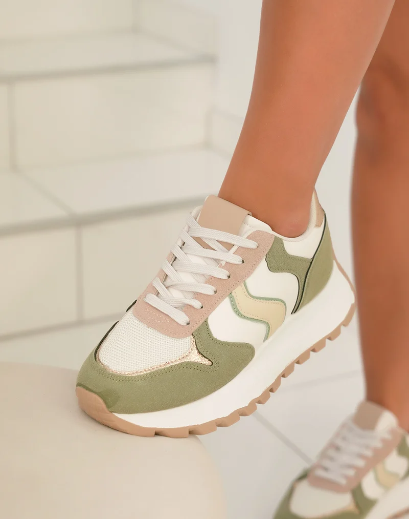 Basket femme à semelle épaisse avec empiècements verts taupe et dorés