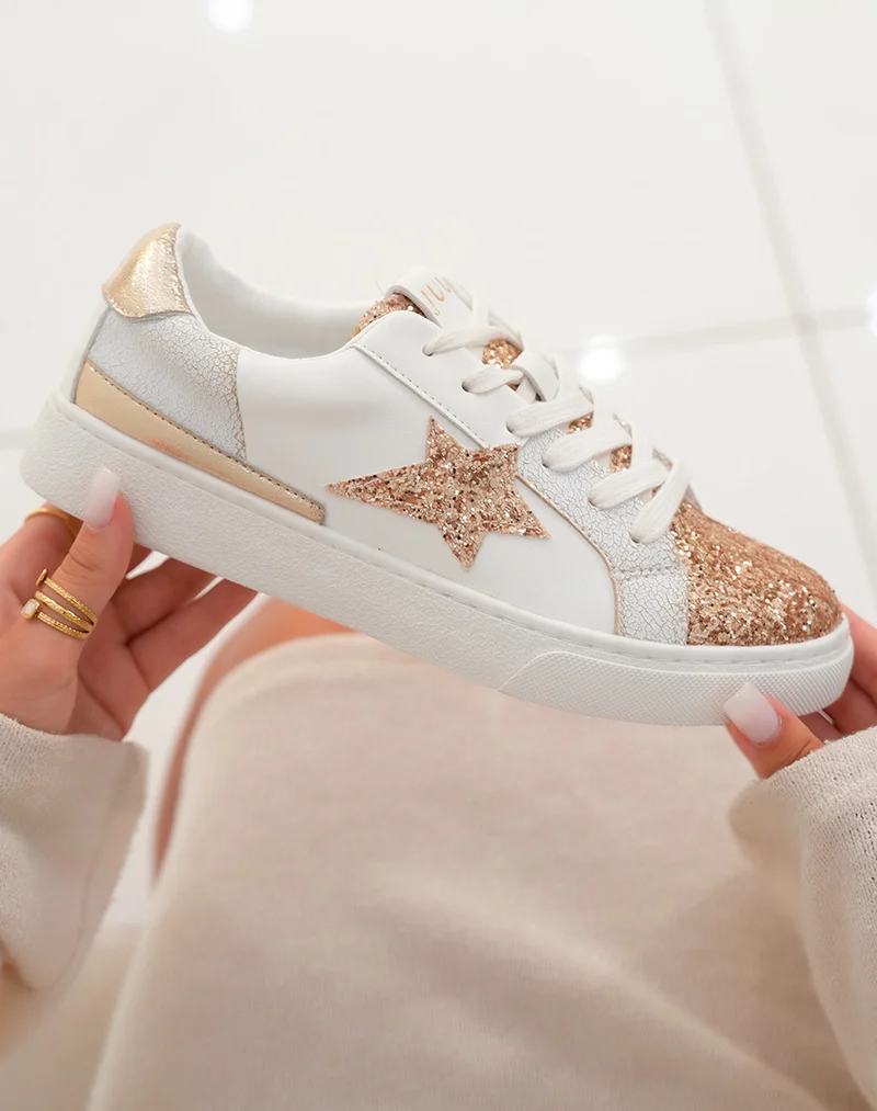 Basket femme blanche et dorée avec paillettes et étoile scintillante
