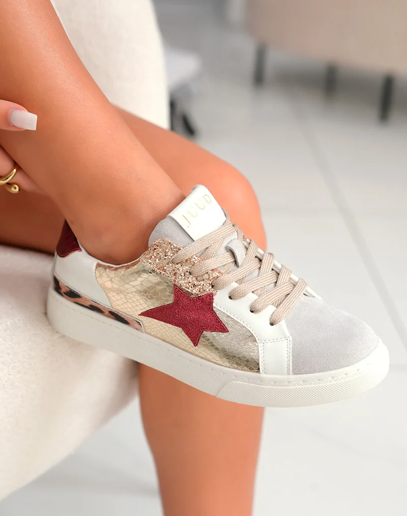 Basket femme blanche et dorée chic avec étoile bordeaux