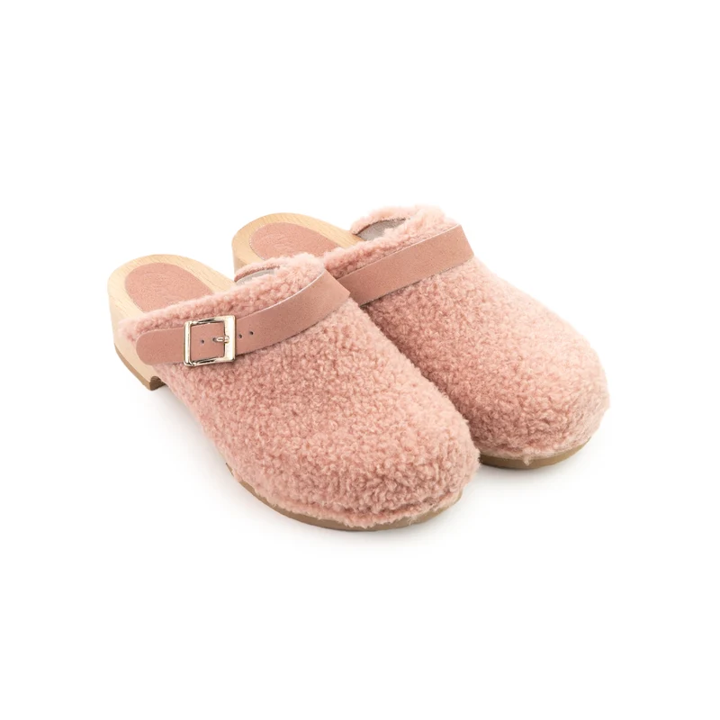 Panda Rose Sherpa
