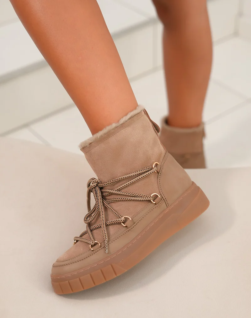 Bottines femme en suédine taupe fourrées avec plateforme épaisse