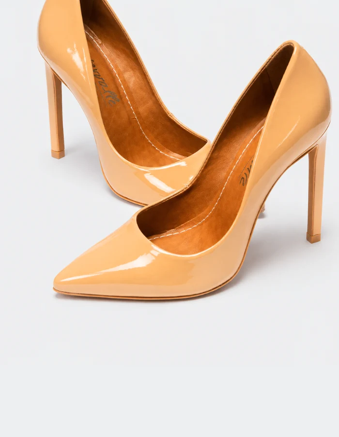 Renata Camel Patent