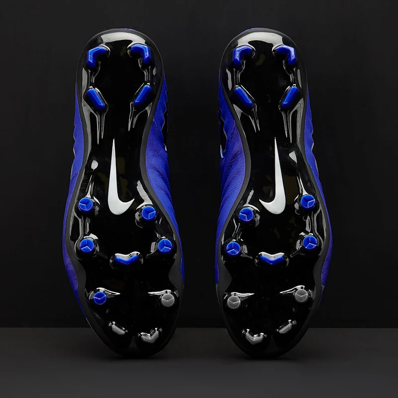 Chaussure de football à crampons pour terrain sec Nike Tiemp