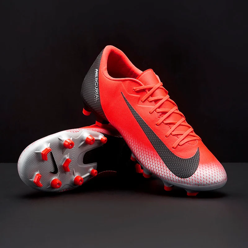 Chaussure de football multi