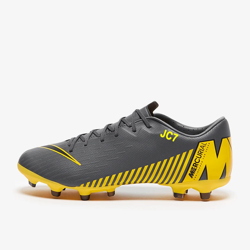 Chaussure de football multi