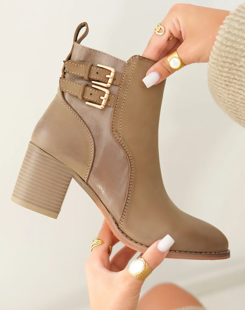 Bottines Beiges Bi-Matière : L'Équilibre Parfait entre Style et Confort