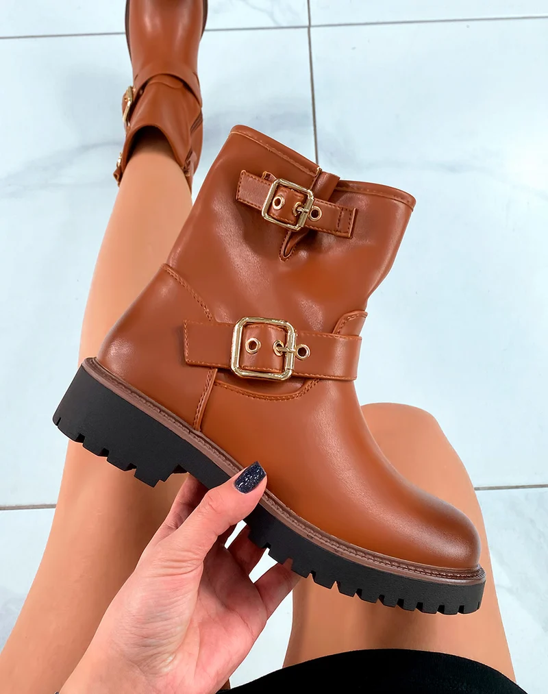 BOTTINES CAMEL TENDANCE AVEC LANIÈRES DÉCORATIVES DORÉES POUR FEMME