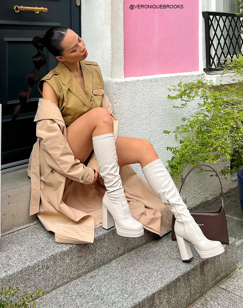 Bottes beiges effet mat à talon épais