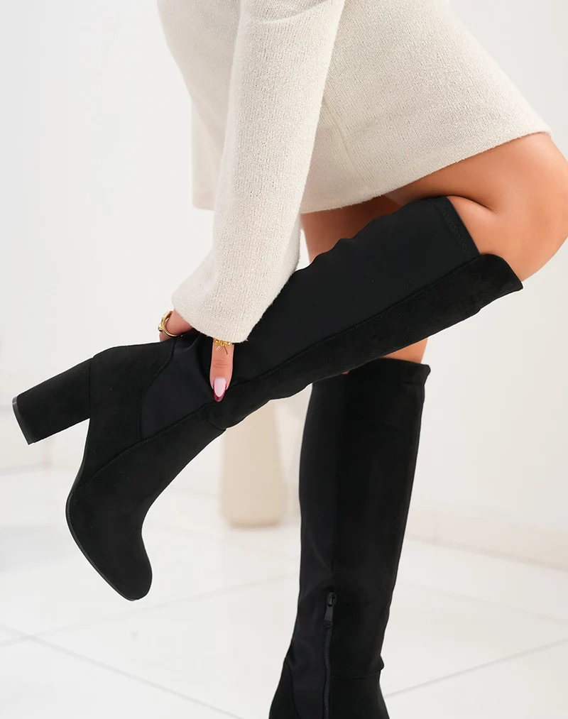 Bottes noires à talon en suédine avec élastique