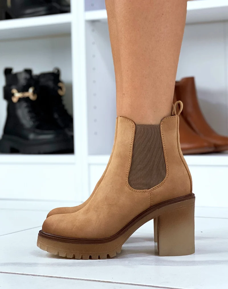 Bottines chelsea camel à talon haut et plateforme crantée