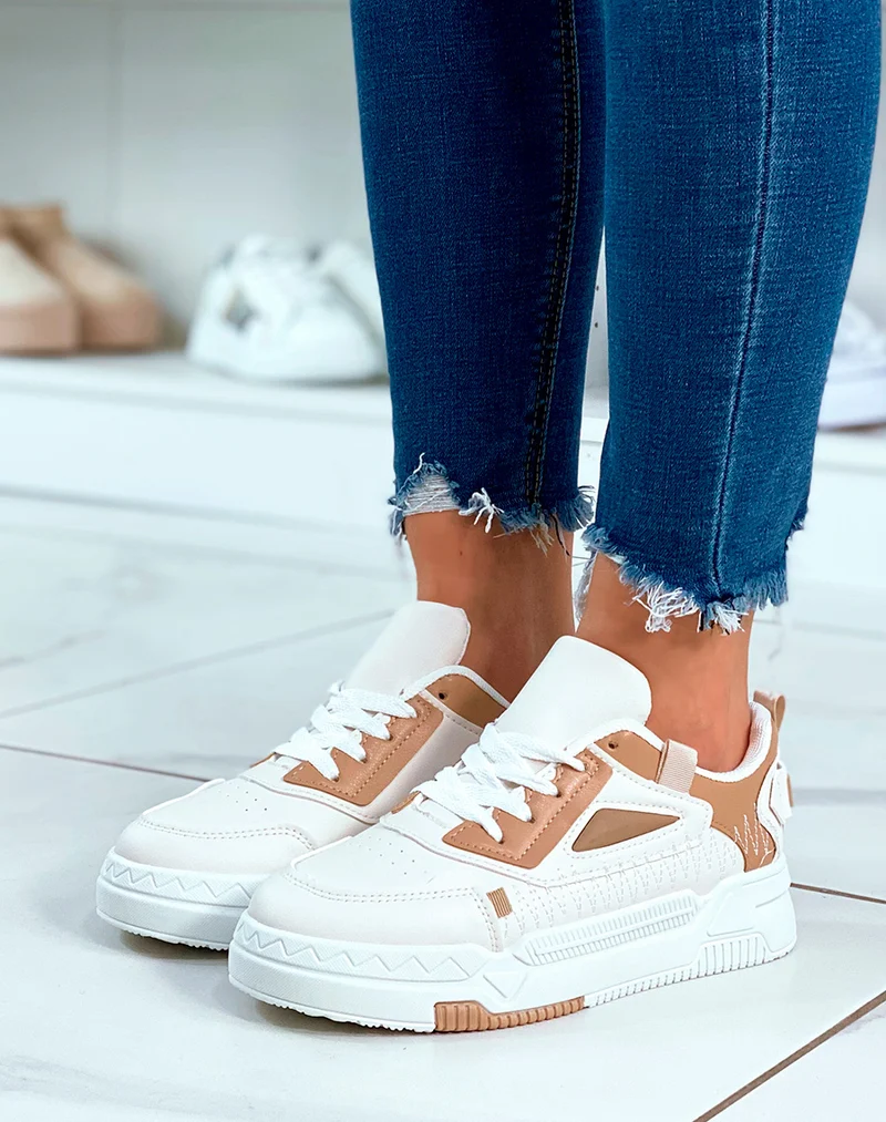 Baskets beige à lacets avec détail pour femme