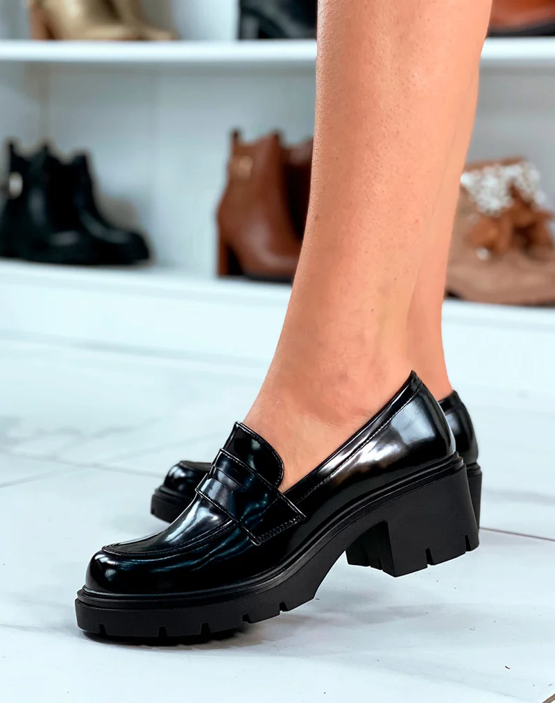 Mocassins noirs lisses à plateforme