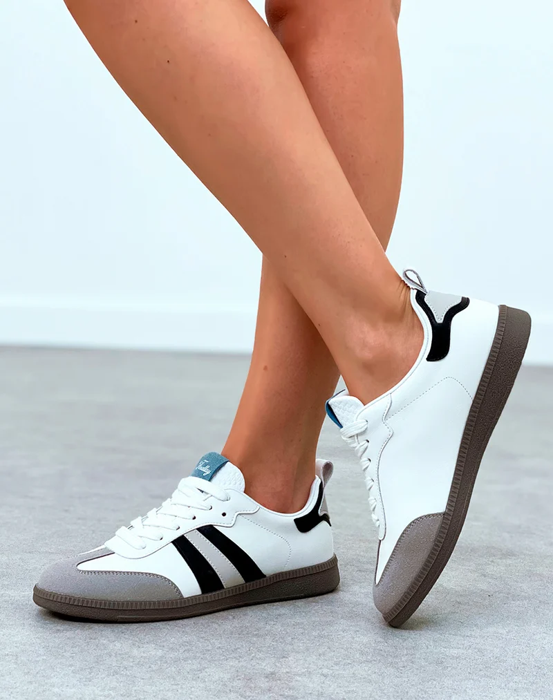 Baskets femme blanche et grise tendance à lacets et empiècements
