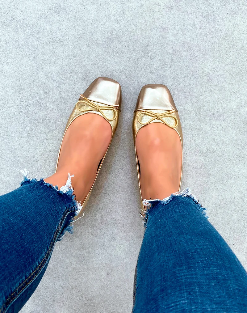 Ballerines dorées pour femmes à bout rose gold et à détail nœud