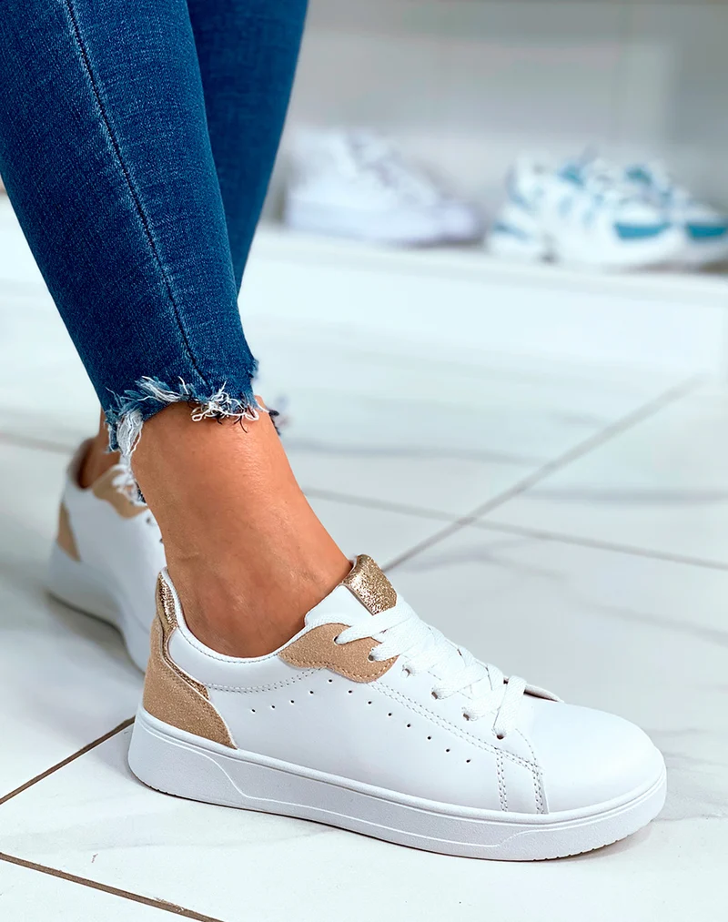 Baskets blanches à lacets avec détail beige et doré pour femme