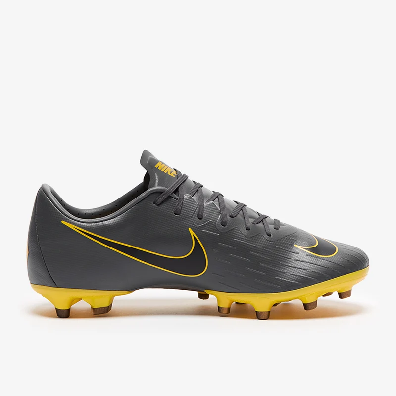Chaussure de football à crampons pour terrain synthétique Ni