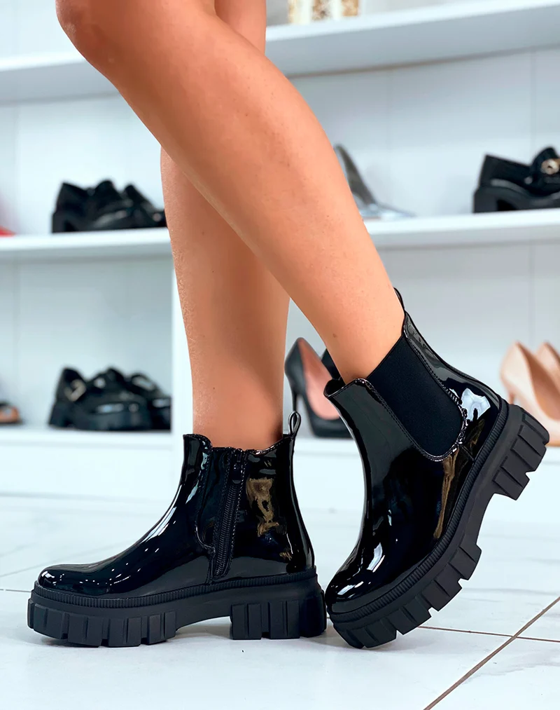 Bottines style Chelsea noirs vernis