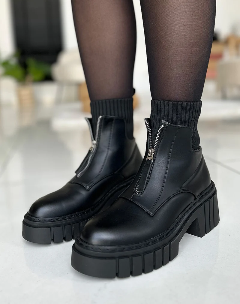Bottines noires à élastique et fermeture éclair