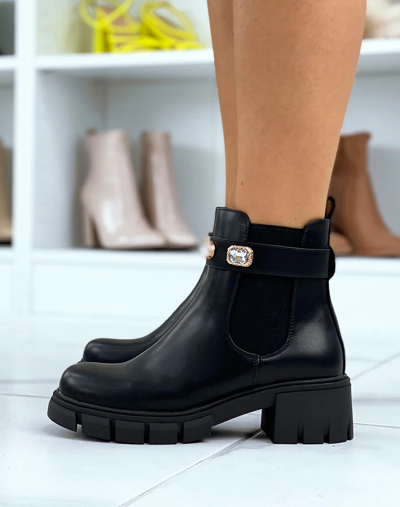 Chelsea boots noires ornées de bijoux