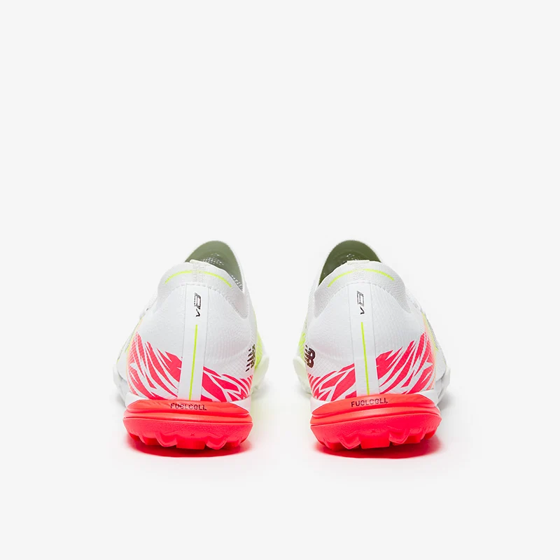New Balance Furon V8 Pro TF